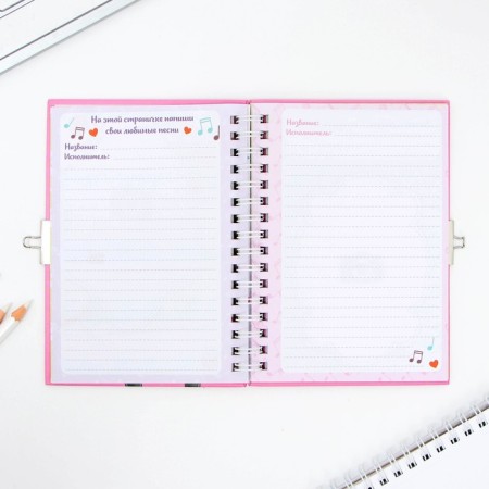 Questionnaire on a lock, in a solid cover A6, 40 sheets "for real girls"-7