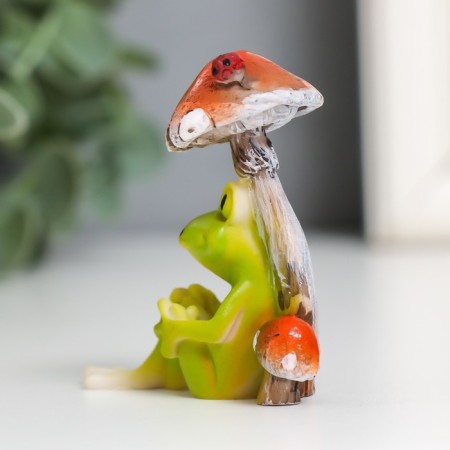 Souvenir Polystone "Frog under the mushroom - rest" 6x3x5.4 cm-3