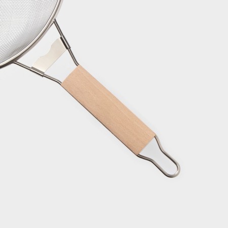 Sieve with the handle of the share "Standard", d = 24 cm-3