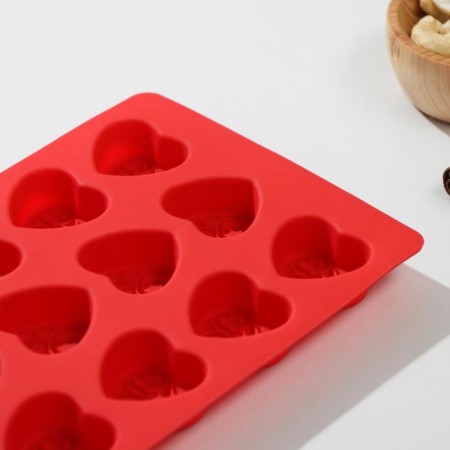 Form for chocolate of the share "Heart with a pattern", 21 × 14.5 × 2 cm, 12 cells, color mix-2