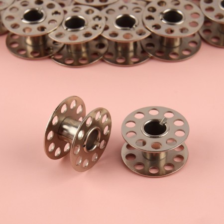 A set of rumps in a plastic box, d = 20 mm, 25 pcs, metal-1