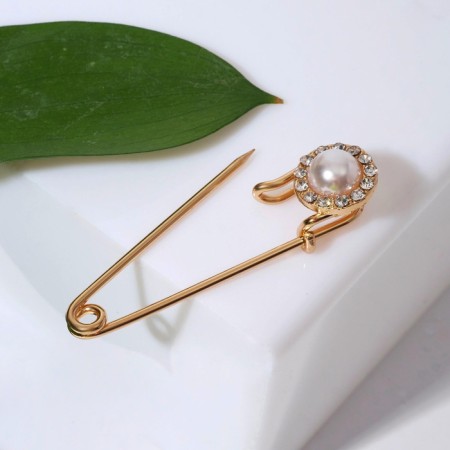 Classic pin, circle, 5 cm, white color in gold-5