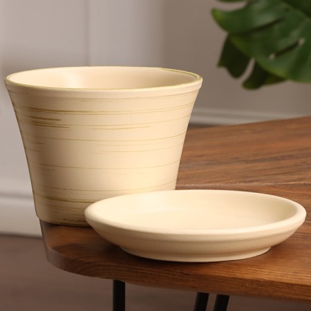 Flower pot "Siena" beige-gold 0.8 liters-1