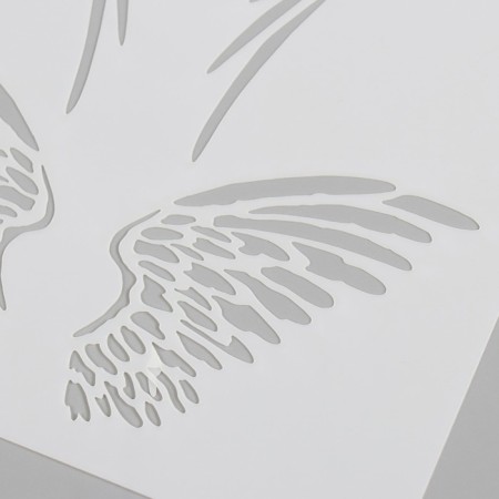 Plastic stencil "angelic wings" 15x15 cm-2
