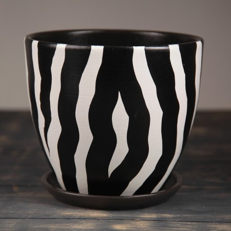 Flower pot "Zebra" No. 4 High oval, 2.6 liters