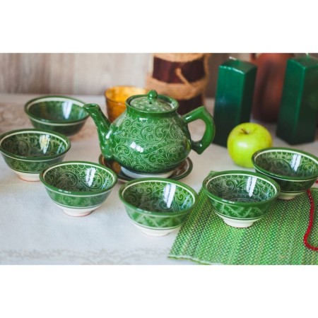 Tea set, Rishtan painting, 9 objects, green: kettle 0.8 l, Piala 0.3 l-9
