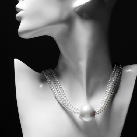 The necklace with pearls "Uniqueness" ball, white color in silver, 40 cm