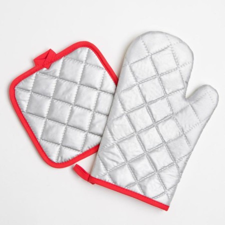 Kitchen set of the share "strawberries", a severity 17*17 cm, mittens 26*16 cm, 100% of the p/e-2