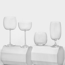Set of glass glasses 