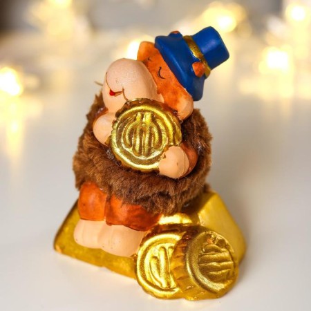 Souvenir ceramics "Layer in the cylinder, with gold coins" fur-1