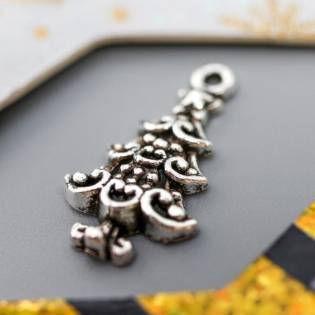 Decor for creativity Metal "Emergency Christmas tree" silver 2x1 cm-1