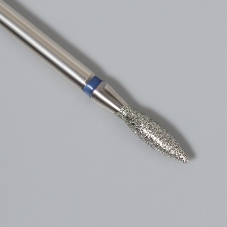 Diamond cutzes for manicure "Flame", medium grain, 2.5 × 10 mm, in a plastic case-4