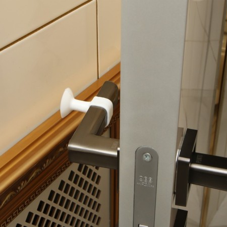 Lockland door limiter on the handle, d = 15 mm, h = 50 mm, the color is white, 1 pc.