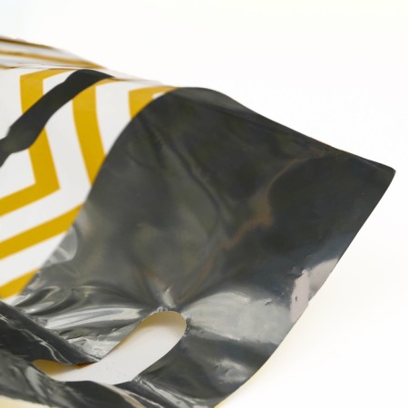Gift, metallized package, Zig-zag gold 17x25 cm, 20 microns 10 pcs set-4