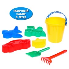 Set for playing in sand No. 110: bucket, 4 molds for sand, robberies