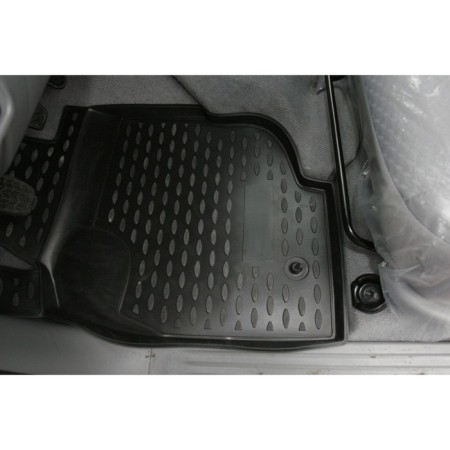 Rugs in the Toyota Hilux Salon 2008-2016, 4 pcs. (polyurethane)-1