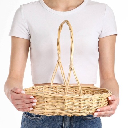 Karina basket, No. 2, bottom: 19 × 28 cm, top: 34 × 28 cm, h = 8/40 cm, manual weaving, willow