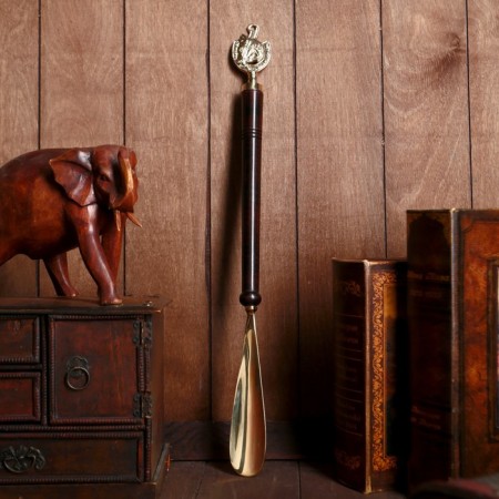 Spoon for shoes "Horse in the horseshoe" Brass 4x2.5x52 cm