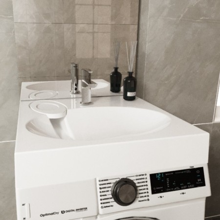 Paola Liguria sink, 60x50 cm, above the washing machine