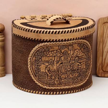 Khlebnitsa "heroes", on a hinge, 28x21x24 cm, birch bark
