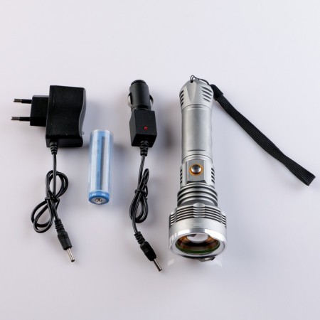 Manual battery flashlight, 3 watts, 1200 mAh, cigarette lighter charge 16.5 x 8.5 x 8.5-4
