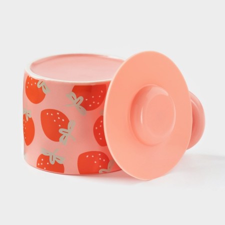 Ceramic mug with silicone lid of the strawberries, 350 ml, red color-3