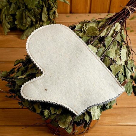 Mitten for the bathhouse white-gray