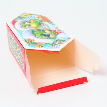 New Year. The gift box New Year's candy is small "Sweet couple" with a game, animation 9.5*8*12cm.-4