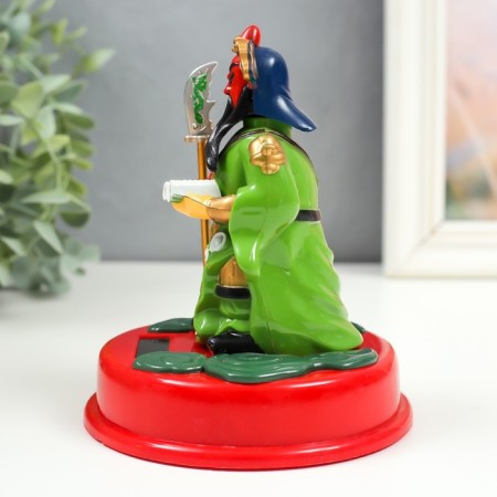 Plastic pendulum from the solar battery "Guan Yu with the dragon at the armor" 11.5x11.5x15 cm-3