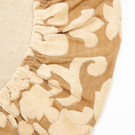 Czech on chair jacquard knitwear, color is light brown, 100% polyester-2