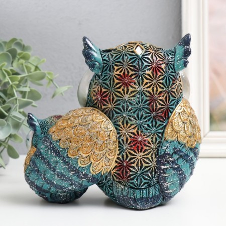Polystone souvenir "Eagle owl with a hood, blue-red snowflakes" sparkles 16.5x8x16 cm-2