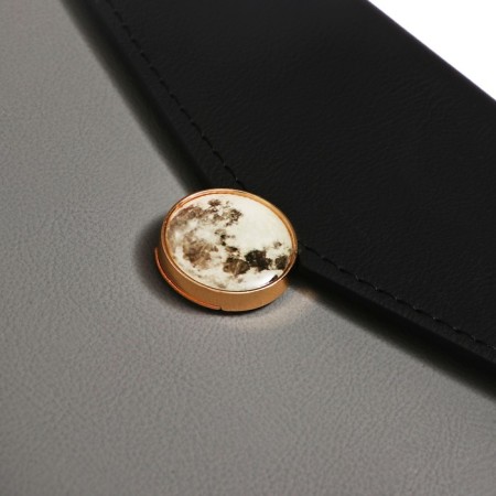 Organizer on the rings A5, 80 sheets, leatherette, with a valve, a line, with a handle, in a gift box, black and gray-3