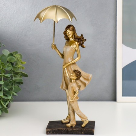 Souvenir Polystone "Mom with her son on a walk under the umbrella" Beige 28x11x8 cm-1