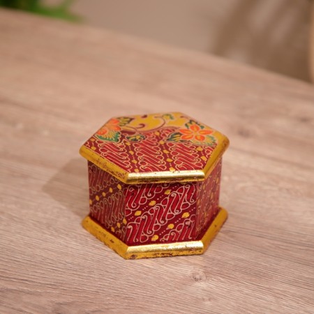 Wooden box, batik 10x11x7 cm-1