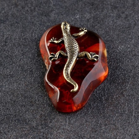 Souvenir "Lizard", brass, amber. 2.5x, 5x1 cm-1