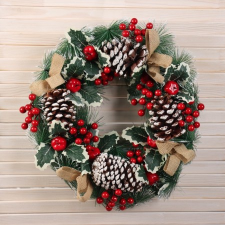 New Year's Wreath D-40 cm "Forest Festival" leaflets of berry cones