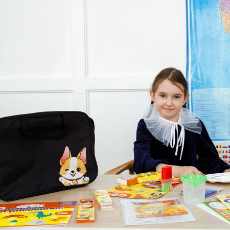 A set of first grader in the Calligrata Corgi folder, 40 items-4