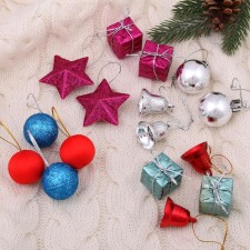 A set of jewelry plastic 16 pcs 