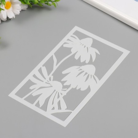 Stencil of background plastic "Three daisies" 12x20 cm-1