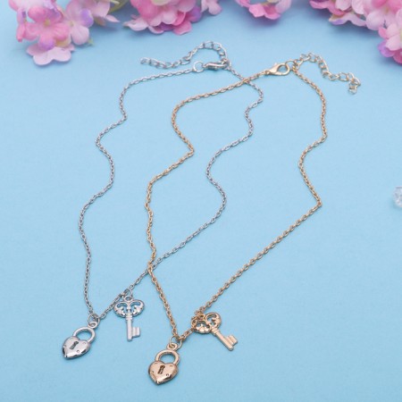 Pendant "chosen" key with a lock, color mix, 40 cm-1