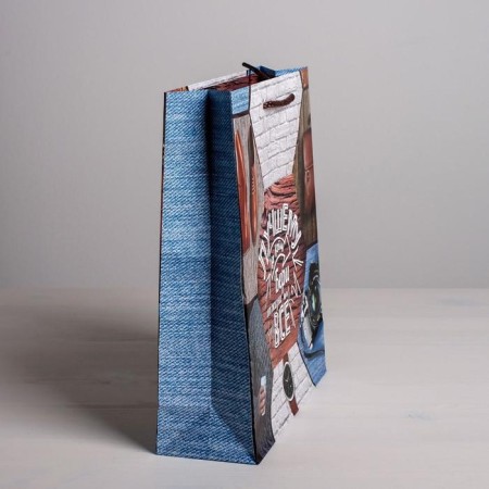 Package Gift Laminated Vertical, packaging, “Take everything from life”, Ml 23 x 27 x 8 cm-1