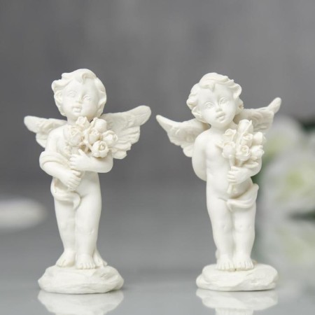 Polystone souvenir "Angel with a bouquet of roses" mix 7.2x4.5x2.8 cm