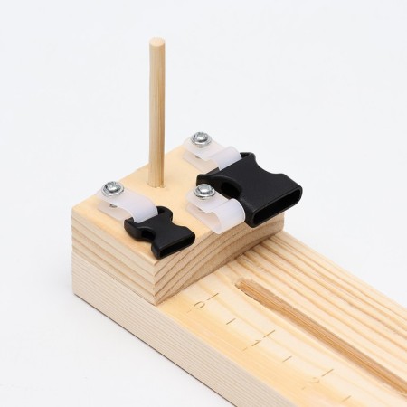 A machine for weaving products from paracord, 35 cm-3