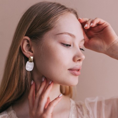 Earrings Assorted Tanzania Purvapers Ovals, white color in gold-2