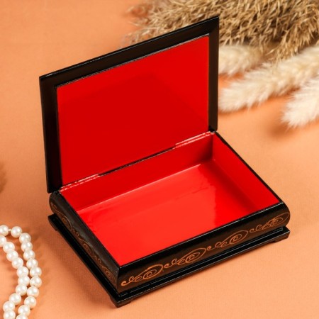 Casket "Piones in a vase", 10 × 14 cm, lacquer miniature-1