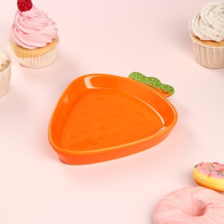 Plate "carrots", ceramics, orange, 18 cm, Iran