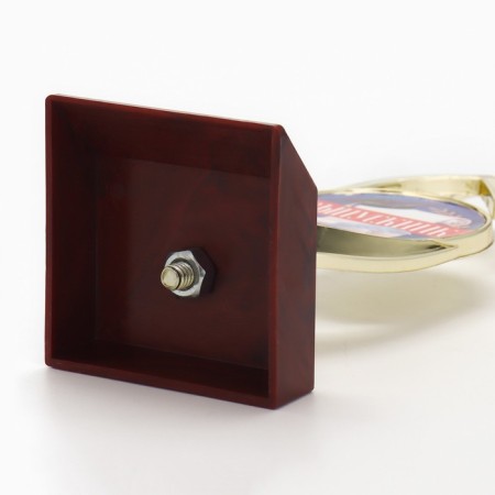 The figure on the graduation "graduate", gold, red stand, 18 x 6 x 6.5 cm.-5