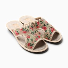 Women's slippers, size 40