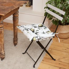 Siddle for a chair 