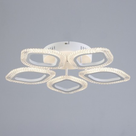 The chandelier is LED DIM. Losanga du 3 dir. Ø53.5x7.5 68W White Ritter-1